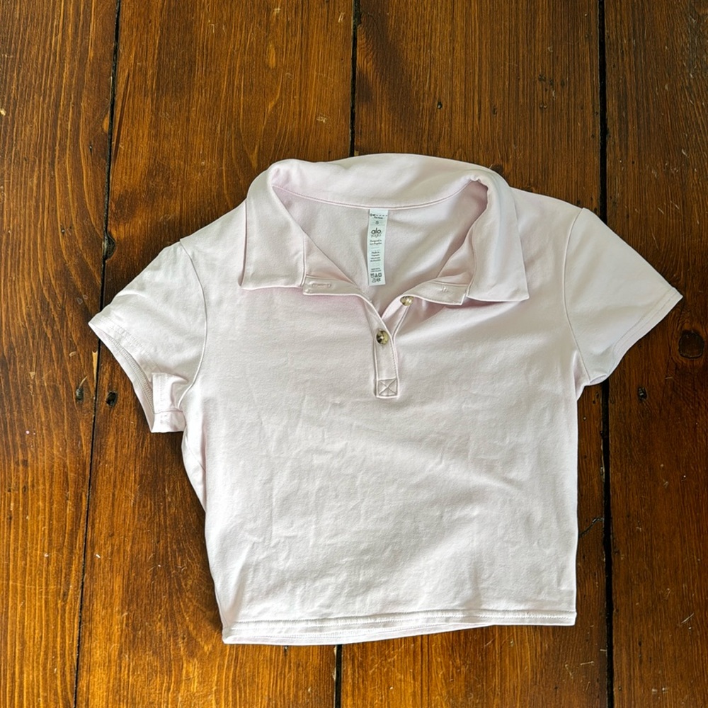 Alo Collared Shirt In Light Pink